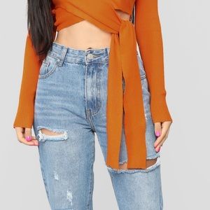 Women’s fashion nova destroyed sweater